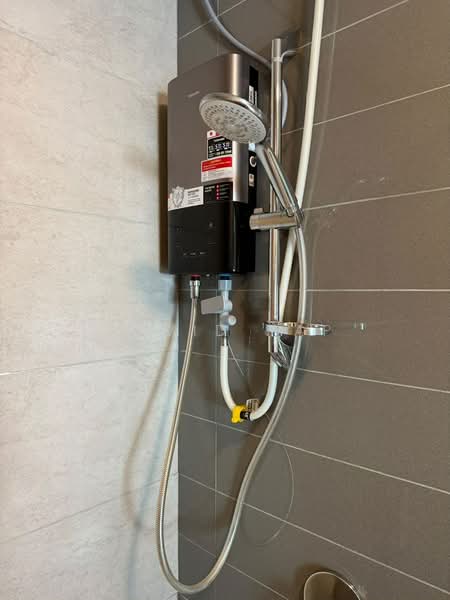 Service Residence for Rent at Cantara Residences - David Yap - Bathroom - PropertyGuru.com.my