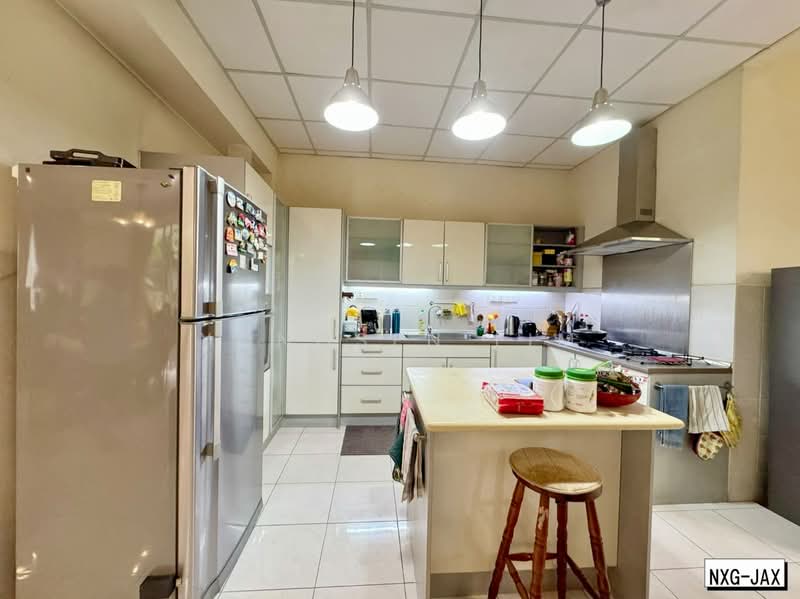 Semi-Detached House for Sale in Setia Damai (Setia Alam) - Yongsen Lim - Kitchen - PropertyGuru.com.my