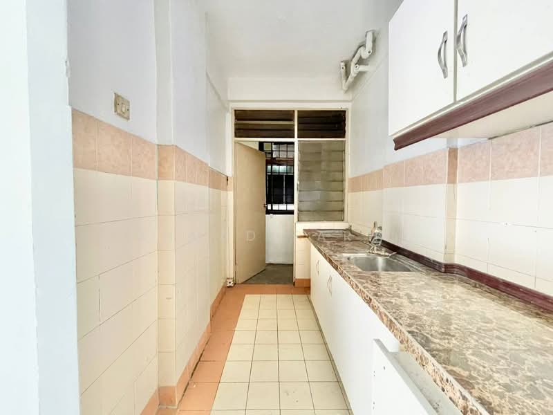 Apartment for Sale at Casmaria Apartment - Ahmad Farhi - Kitchen - PropertyGuru.com.my