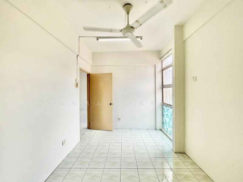 Apartment for Sale at Casmaria Apartment - Ahmad Farhi - Interior - PropertyGuru.com.my