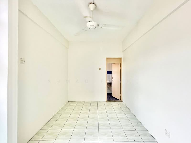 Apartment for Sale at Casmaria Apartment - Ahmad Farhi - Interior - PropertyGuru.com.my