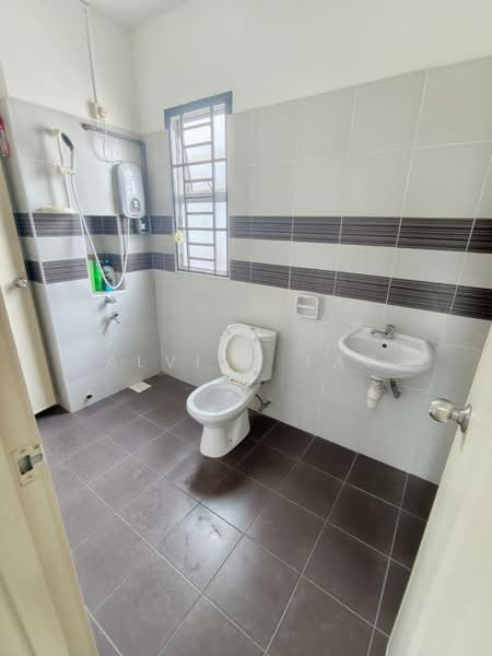 2-storey Terraced House for Sale in Nusa Bayu (Iskandar Puteri (Nusajaya)) - Alviss Tay - Bathroom - PropertyGuru.com.my