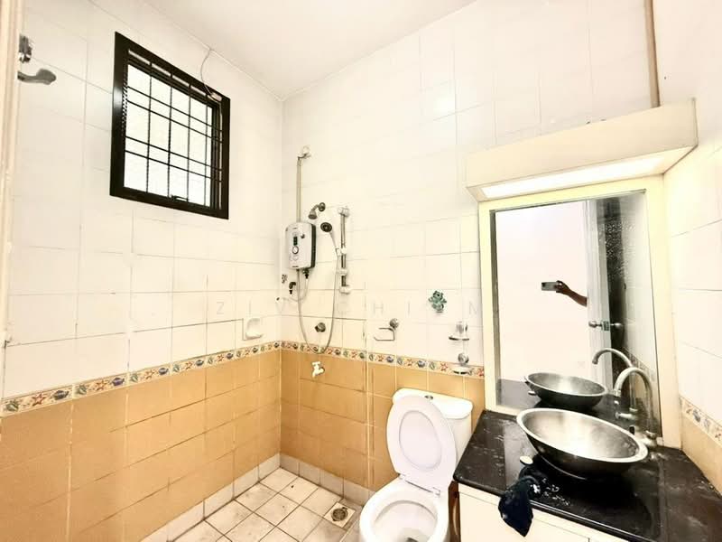 Rumah Teres 1-Tingkat untuk Disewa di Johor Bahru (Johor) - Ziv Chiam - Bathroom - PropertyGuru.com.my