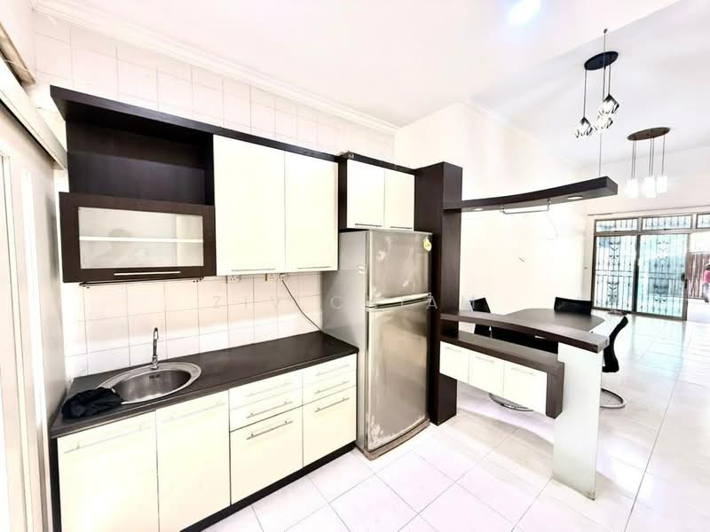 Rumah Teres 1-Tingkat untuk Disewa di Johor Bahru (Johor) - Ziv Chiam - Kitchen - PropertyGuru.com.my