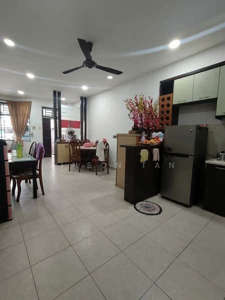 2-storey Terraced House for Sale in Taman Daya (Johor Bahru) - Winson Tan - Dining Room - PropertyGuru.com.my