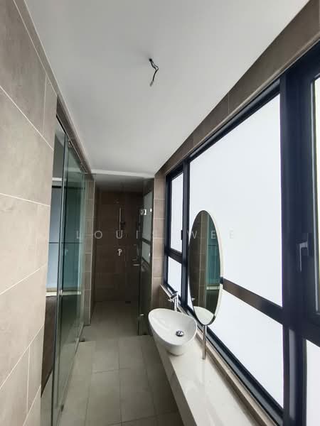 Service Residence for Sale at Residensi Estetik 8 (Est8) - Louis Wee - Bathroom - PropertyGuru.com.my