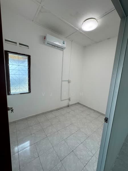 Rumah Teres 1-Tingkat untuk Disewa di Taman Johor Jaya (Johor Bahru) - VJ Toh - Interior - PropertyGuru.com.my