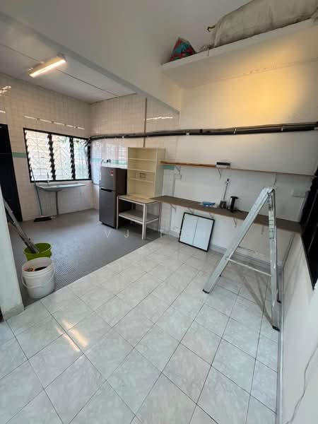 Rumah Teres 1-Tingkat untuk Disewa di Taman Johor Jaya (Johor Bahru) - VJ Toh - Kitchen - PropertyGuru.com.my