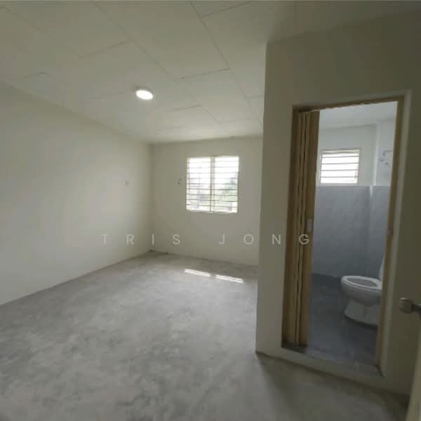 Terraced House for Rent in Taman Bukit Rawang Jaya (Rawang) - Tris Jong - Interior - PropertyGuru.com.my