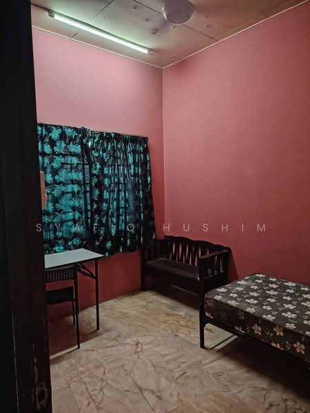 1-storey Terraced House for Sale in Taman Sri Andalas (Klang) - Syafiq Hushim - Bedroom - PropertyGuru.com.my