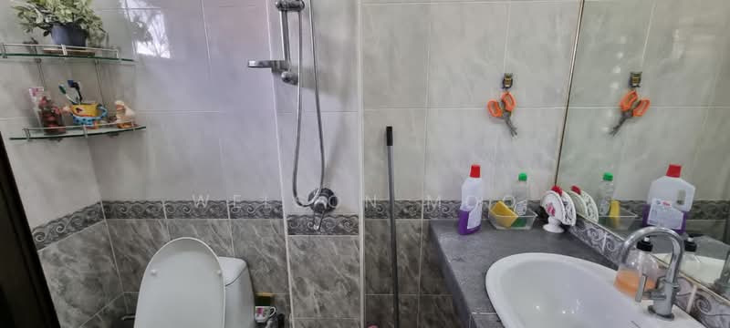 2.5-storey Terraced House for Sale in Seksyen 6 wangsa maju (Wangsa Maju) - Welson Moo - Bathroom - PropertyGuru.com.my