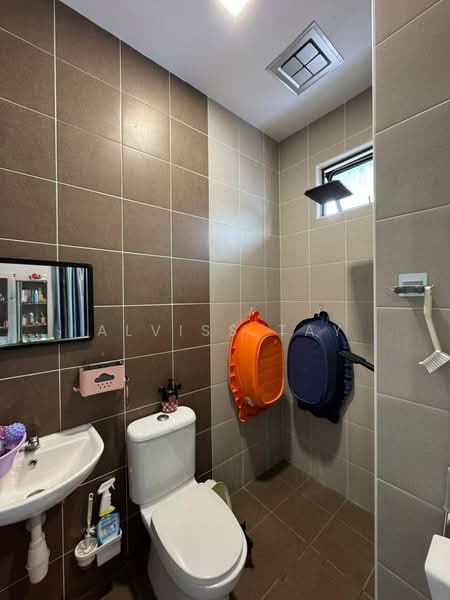 2-storey Terraced House for Sale in Taman Austin Duta (Tebrau) - Alviss Tay - Bathroom - PropertyGuru.com.my