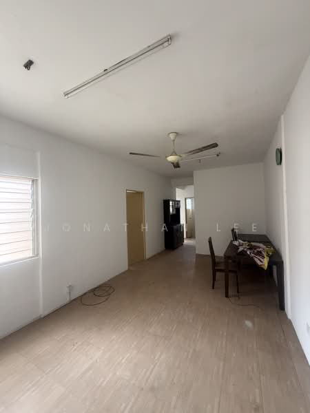 Flat for Sale at Melati - Jonathan Lee - Living Room - PropertyGuru.com.my