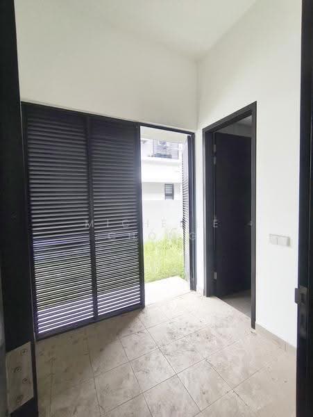 Semi-Detached House for Sale in Elmina (Shah Alam) - Michelle Chong - Laundry area - PropertyGuru.com.my