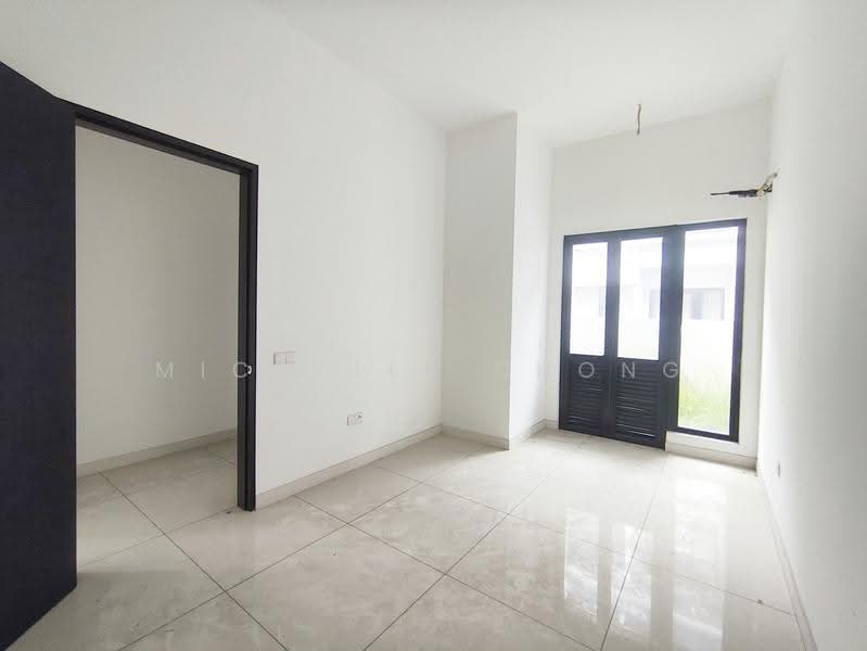 Semi-Detached House for Sale in Elmina (Shah Alam) - Michelle Chong - Guest room - PropertyGuru.com.my