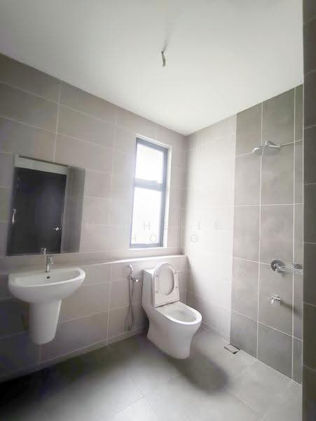 Semi-Detached House for Sale in Elmina (Shah Alam) - Michelle Chong - Bathroom - PropertyGuru.com.my