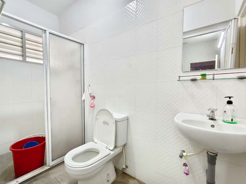 Rumah Kluster untuk Dijual di Ipoh (Perak) - Chris Chin - Bathroom - PropertyGuru.com.my