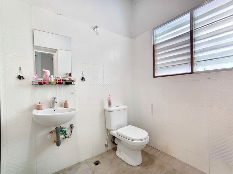 Rumah Kluster untuk Dijual di Ipoh (Perak) - Chris Chin - Bathroom - PropertyGuru.com.my