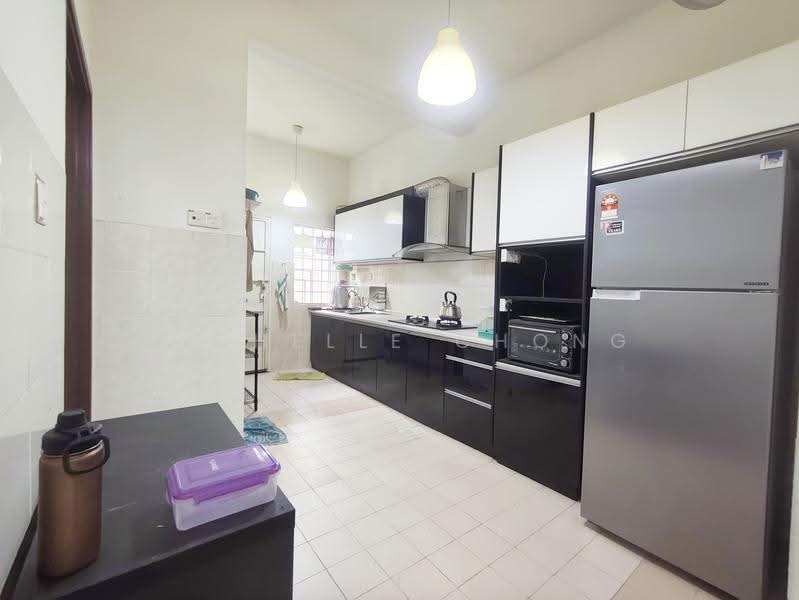 2-storey Terraced House for Sale in Denai Alam (Shah Alam) - Michelle Chong - Kitchen - PropertyGuru.com.my