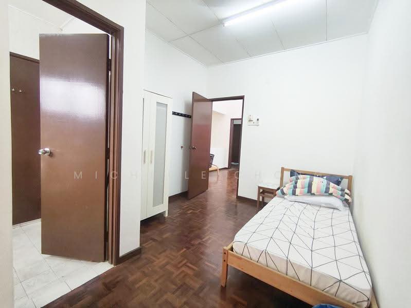 2-storey Terraced House for Sale in Denai Alam (Shah Alam) - Michelle Chong - Bedroom - PropertyGuru.com.my