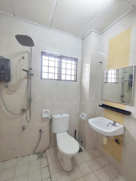 2-storey Terraced House for Sale in Denai Alam (Shah Alam) - Michelle Chong - Bathroom - PropertyGuru.com.my