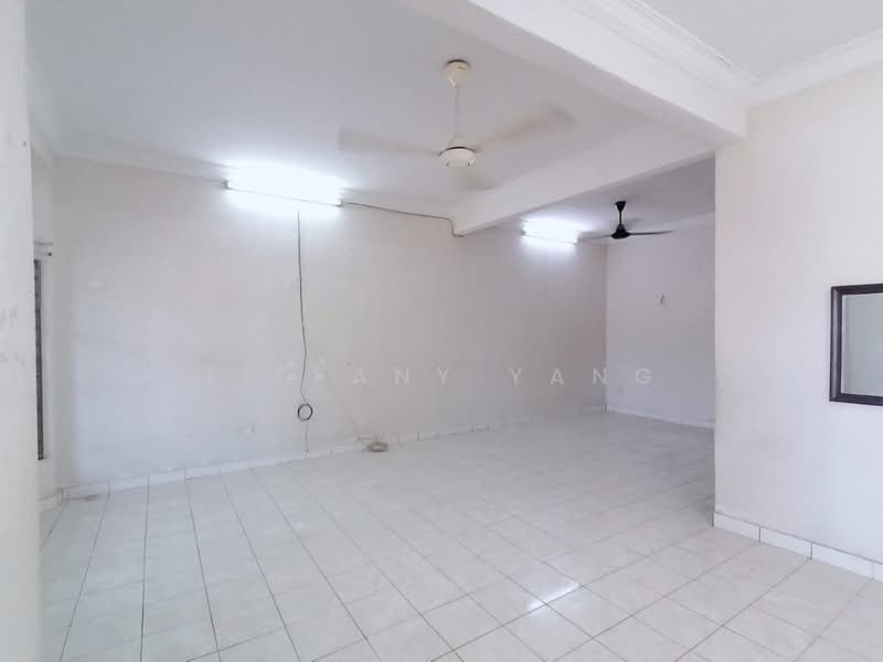 2-storey Terraced House for Sale in Taman Sri Hijau (Rawang) - Tiffany Yang - Ruang Tamu - PropertyGuru.com.my
