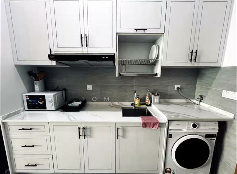 Service Residence for Rent at SUNSURIA FORUM SERVICED APARTMENT - Tom Lee - Kitchen - PropertyGuru.com.my
