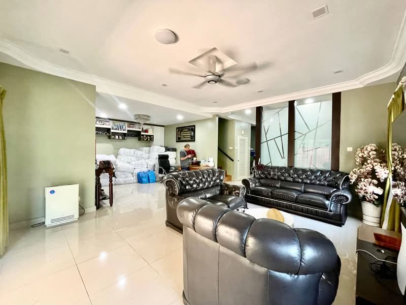 Semi-Detached House for Sale in Taman Indah Gemilang 1 (Batu Caves) - Ahmad Farhi - Living Room - PropertyGuru.com.my