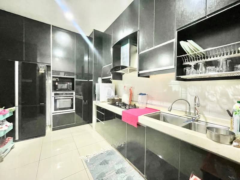 Semi-Detached House for Sale in Taman Indah Gemilang 1 (Batu Caves) - Ahmad Farhi - Kitchen - PropertyGuru.com.my