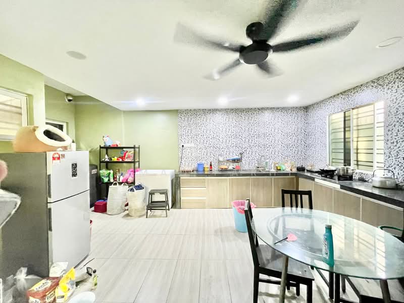 Semi-Detached House for Sale in Taman Indah Gemilang 1 (Batu Caves) - Ahmad Farhi - Kitchen - PropertyGuru.com.my