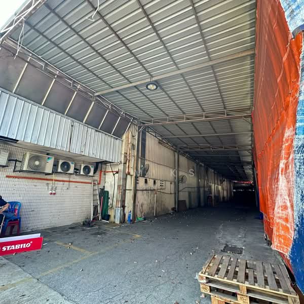 Warehouse for Rent in Seksyen 27 (Shah Alam) - LIM KS - Exterior - PropertyGuru.com.my