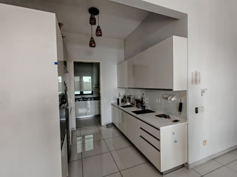 Kondominium untuk Dijual di The LIGHT COLLECTION I - Jonathan Chng - Kitchen - PropertyGuru.com.my