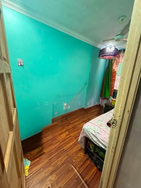 2-storey Terraced House for Sale in Taman Puteri Wangsa (Ulu Tiram) - Iden Tan - Bedroom - PropertyGuru.com.my