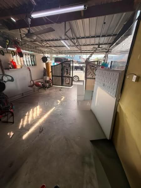 2-storey Terraced House for Sale in Taman Puteri Wangsa (Ulu Tiram) - Iden Tan - Exterior - PropertyGuru.com.my