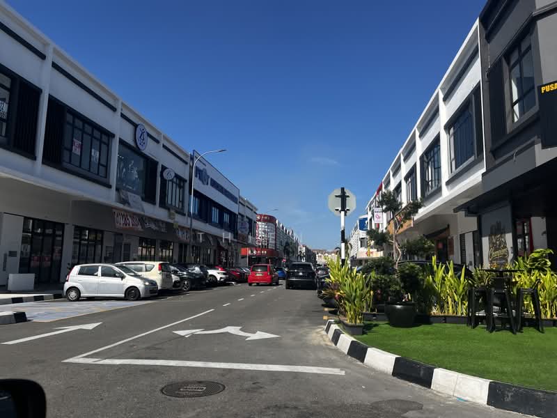 Shop / Office untuk Dijual di Bandar Bukit Tinggi (Klang) - Thien . - Exterior - PropertyGuru.com.my