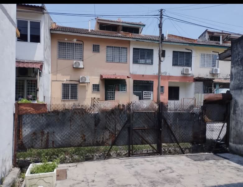 Rumah Teres 2-Tingkat untuk Disewa di Taman Putra Prima (Puchong) - Tony Leong - PropertyGuru.com.my