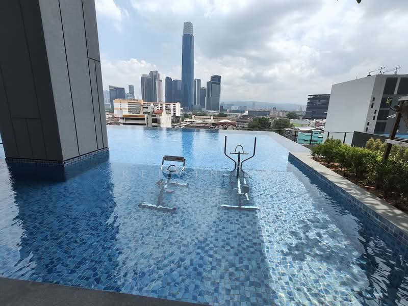 Kondominium untuk Disewa di Skyline KL - Kelvin Ng - Pool - PropertyGuru.com.my