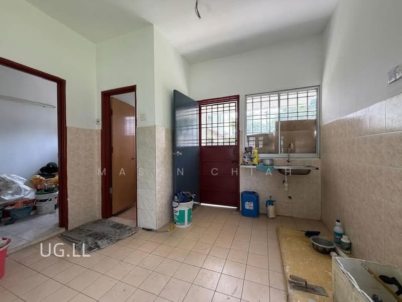 2-storey Terraced House for Sale in Bandar Bukit Tinggi 2 (Klang) - Mason Chiah - Kitchen - PropertyGuru.com.my