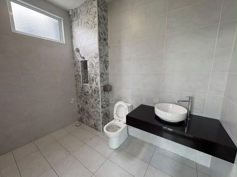 Rumah Kluster untuk Disewa di Ulu Tiram (Johor) - Ziv Chiam - Bathroom - PropertyGuru.com.my