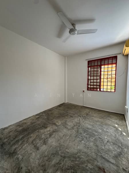 Rumah Flat untuk Dijual di Pangsapuri Jentayu @ Kangkar Pulai - Alen Tan - Interior - PropertyGuru.com.my