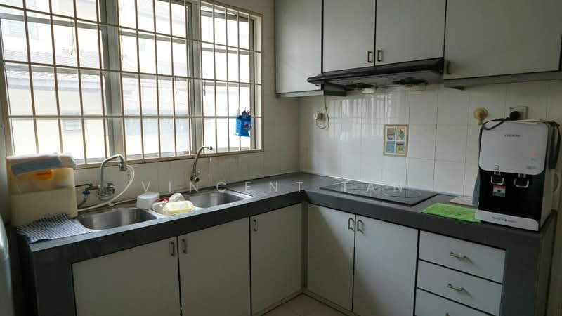 Rumah Teres 2-Tingkat untuk Dijual di Sunway Kayangan (Shah Alam) - Vincent Tan - Kitchen - PropertyGuru.com.my