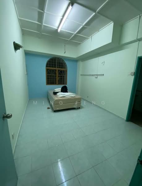 Pangsapuri untuk Disewa di Bustan Shamelin - Ming Feng - Bedroom - PropertyGuru.com.my
