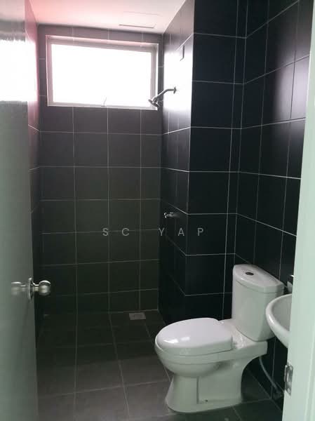 Service Residence for Sale at The Zizz @ Damansara North - SC Yap - Bathroom - PropertyGuru.com.my