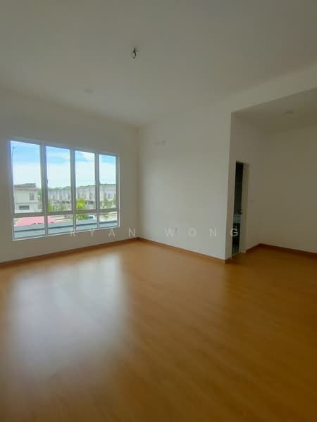 2-storey Terraced House for Sale in Bandar Sri Sendayan (Negeri Sembilan) - Ryan Wong - Living Room - PropertyGuru.com.my