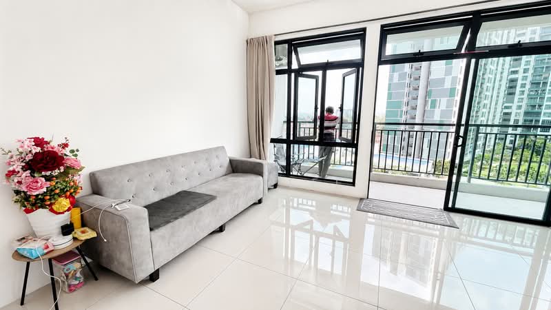 Kediaman Servis untuk Disewa di 8Scape Residence @ Sutera - Ray Lee - Living Room - PropertyGuru.com.my