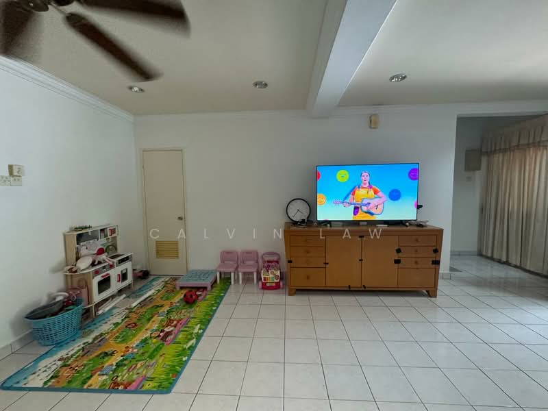 Rumah Teres 2-Tingkat untuk Dijual di Bandar Utama 12 (Bandar Utama) - Calvin Law - Living Room - PropertyGuru.com.my