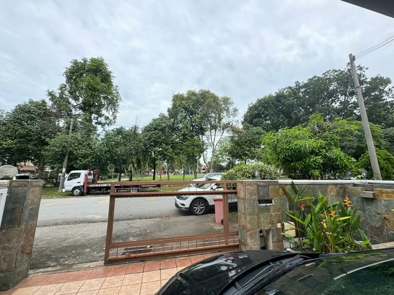 Rumah Teres 2-Tingkat untuk Dijual di Bandar Utama 12 (Bandar Utama) - Calvin Law - Exterior - PropertyGuru.com.my