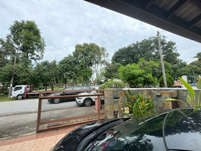 Rumah Teres 2-Tingkat untuk Dijual di Bandar Utama 12 (Bandar Utama) - Calvin Law - Exterior - PropertyGuru.com.my