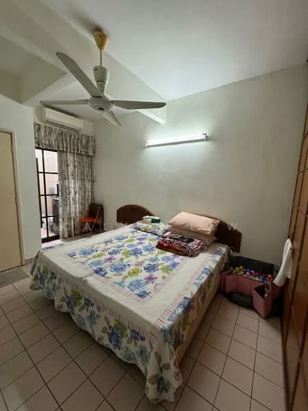 Rumah Teres 2-Tingkat untuk Dijual di Bandar Utama 12 (Bandar Utama) - Calvin Law - Bedroom - PropertyGuru.com.my