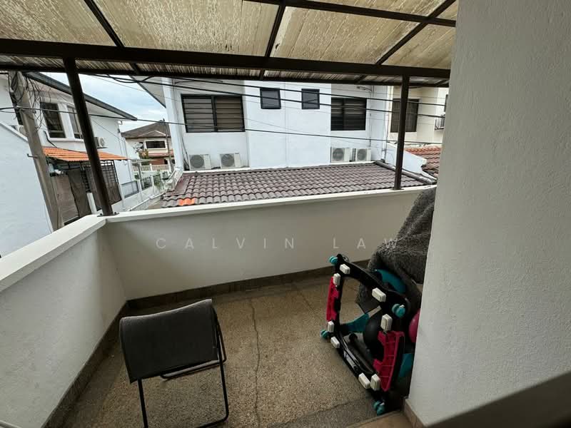 Rumah Teres 2-Tingkat untuk Dijual di Bandar Utama 12 (Bandar Utama) - Calvin Law - Balcony - PropertyGuru.com.my
